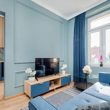 Apartment Polonia By Renters Lodz